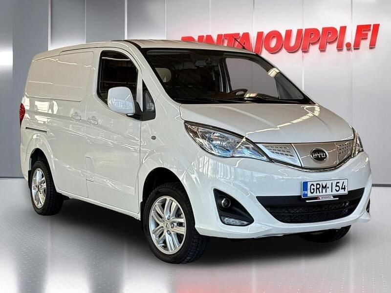 Käytetty BYD ETP3 100 kW (136 HP) 2023 Van