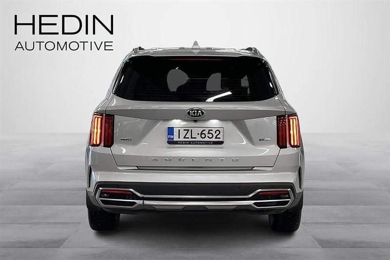 Käytetty Kia Sorento 265 HP (194 kW) 2021 Katumaasturi