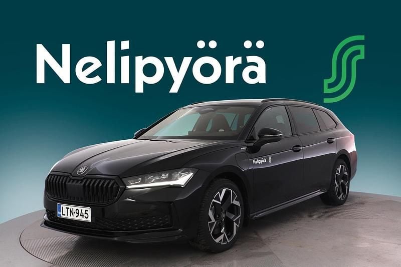 Käytetty Skoda Superb SportLine 2026 Farmari