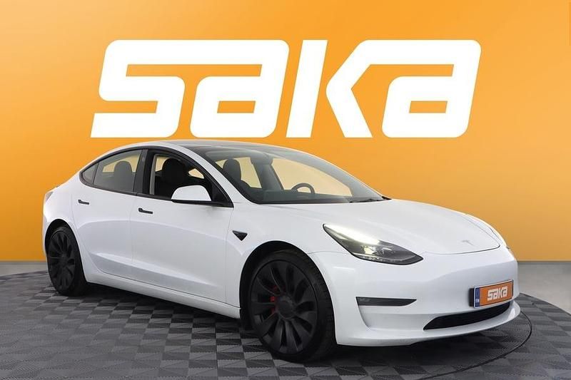 Käytetty 2021 Tesla Model 3 Performance Sedan | 30 880 € (Perustarjous) - Kuva 1/3
