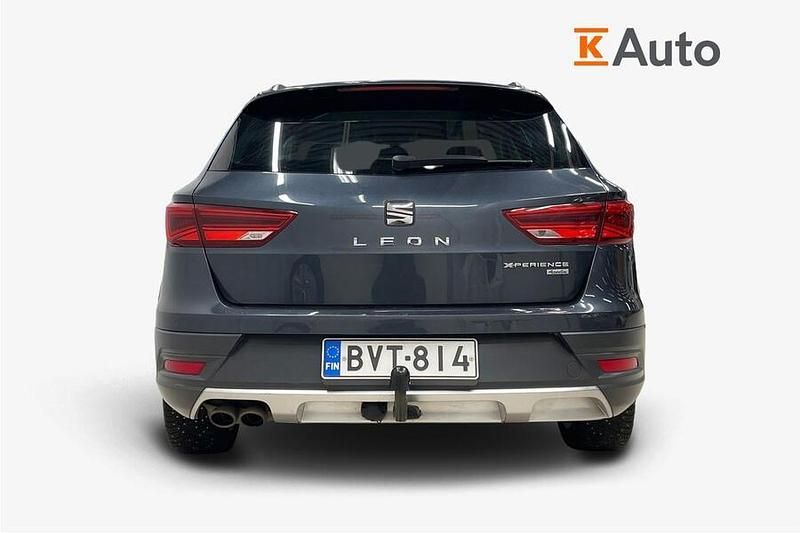 Käytetty Seat Leon X-Perience 4Drive 150 HP (110 kW) 2019 Harmaa Farmari