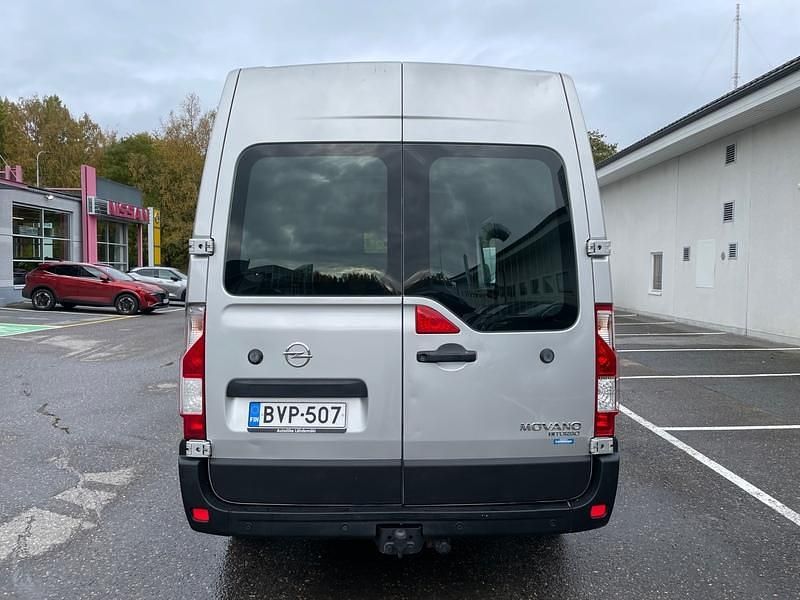 Käytetty Opel Movano 146 HP (107 kW) 2020 Hopea Van