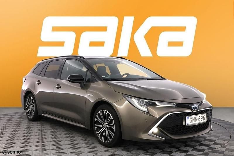 Käytetty 2019 Toyota Corolla Premium Farmari | 21 700 € (Perustarjous) - Kuva 1/3