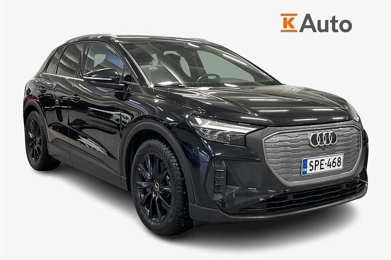 Musta Käytetty 2023 Audi Q4 e-tron Katumaasturi | 30 890 € (Perustarjous) - Kuva 1/4