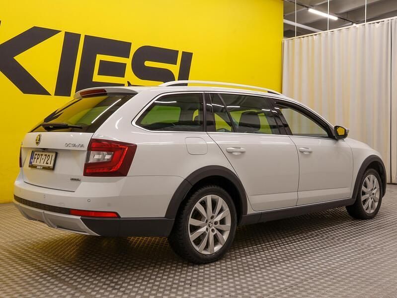 Käytetty Skoda Octavia 184 HP (135 kW) 2017 Farmari