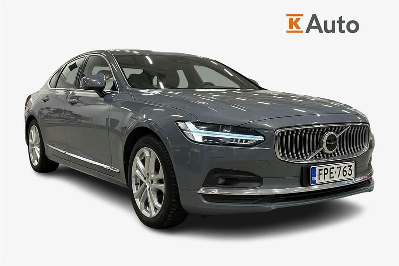 Käytetty Volvo S90 Business Edition 232 HP (170 kW) 2022 Harmaa Sedan