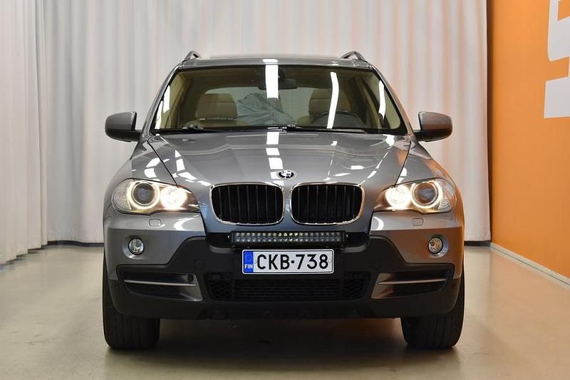 Käytetty BMW X5 235 HP (172 kW) 2007 Katumaasturi