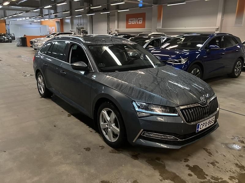 Käytetty 2021 Skoda Superb Style Farmari | 25 990 € (Perustarjous) - Kuva 1/4