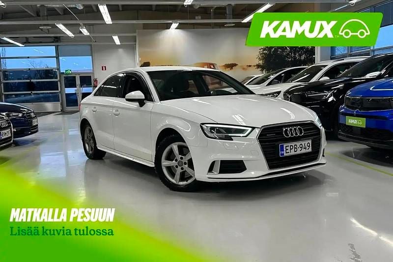 Käytetty Audi A3 Business 184 HP (135 kW) 2018 Valkoinen Sedan