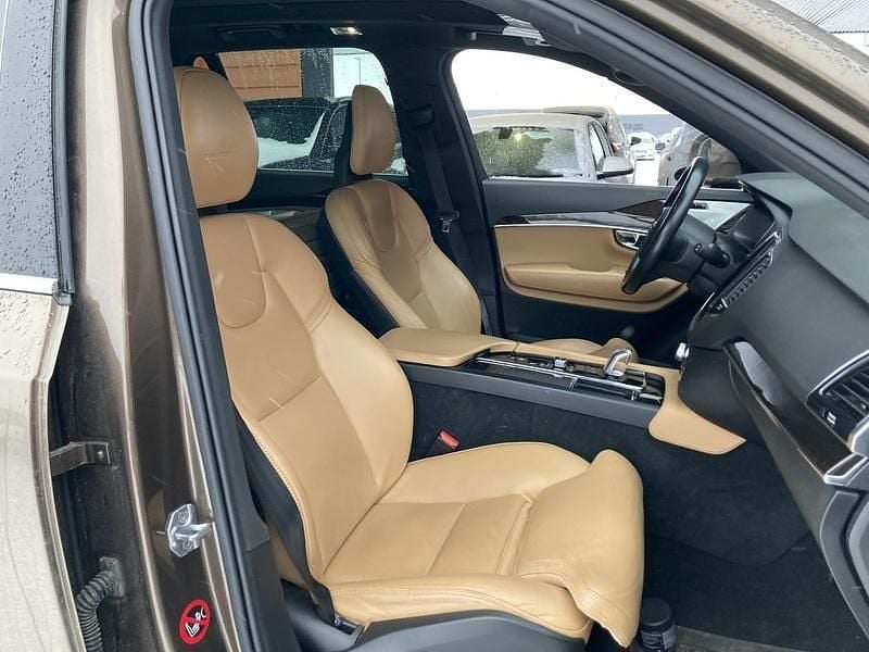 Käytetty Volvo XC90 Inscription 407 HP (299 kW) 2017 Katumaasturi