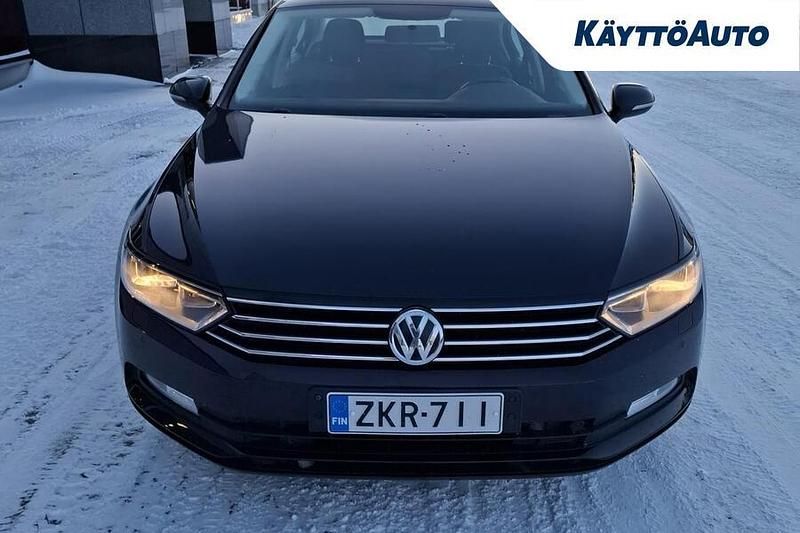 Käytetty VW Passat Trendline 125 HP (91 kW) 2016 Deep black Sedan