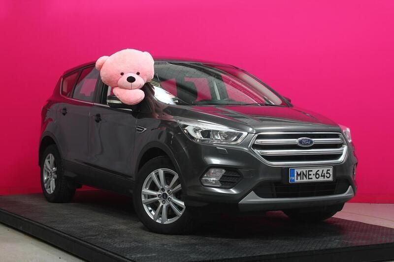 Harmaa Käytetty 2017 Ford Kuga Titanium Katumaasturi | 18 390 € (Hieman kallis) - Kuva 1/4