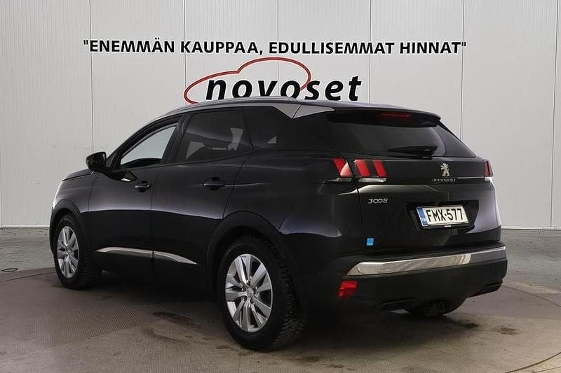 Käytetty Peugeot 3008 Allure 120 HP (88 kW) 2018 Musta Katumaasturi