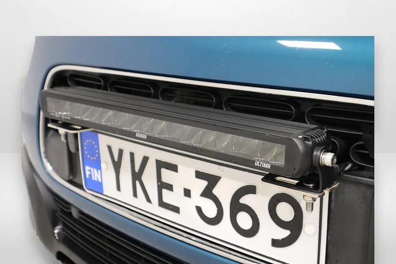 Käytetty Citroën C4 Cactus PureTech 110 HP (80 kW) 2018 Sininen Viistoperä