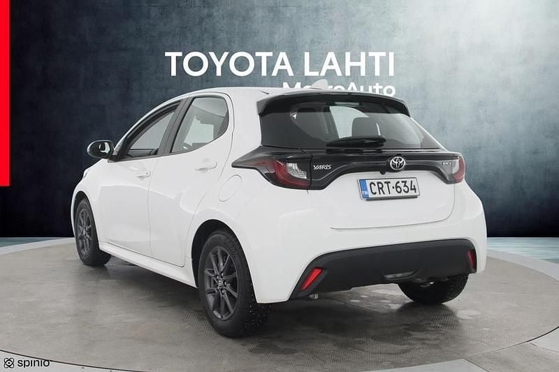 Käytetty Toyota Yaris Hybrid 116 HP (85 kW) 2024 Viistoperä