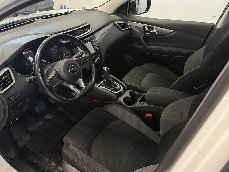 Käytetty Nissan Qashqai 360º 116 HP (85 kW) 2018 Katumaasturi