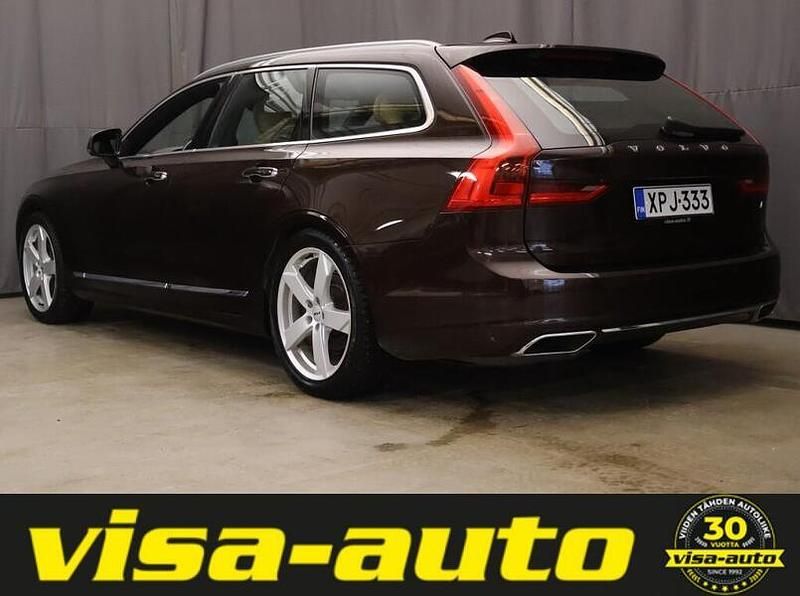 Käytetty Volvo V90 Business Edition 150 HP (110 kW) 2020 Ruskea Farmari