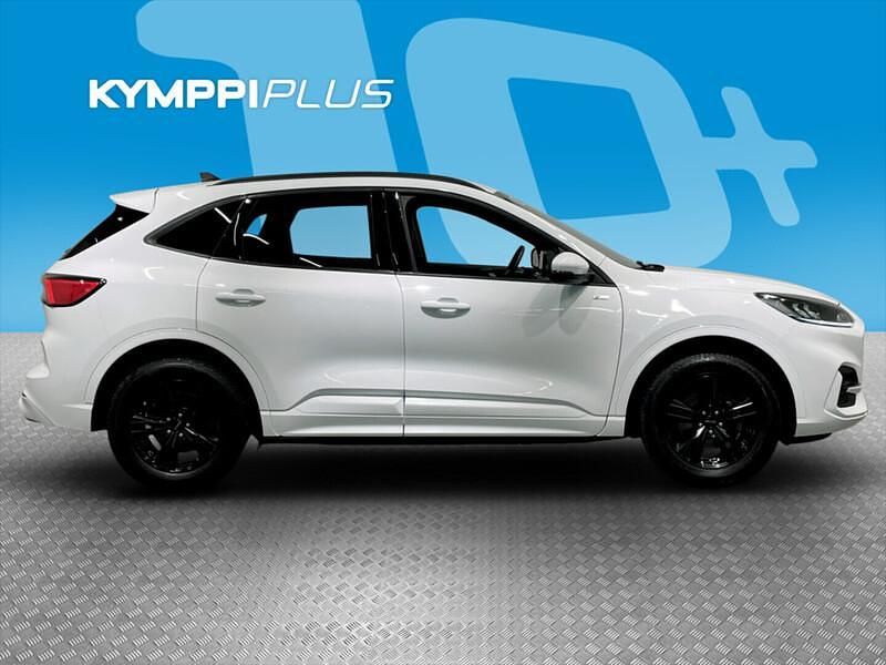 Käytetty Ford Kuga ST-Line 224 HP (164 kW) 2024 Katumaasturi