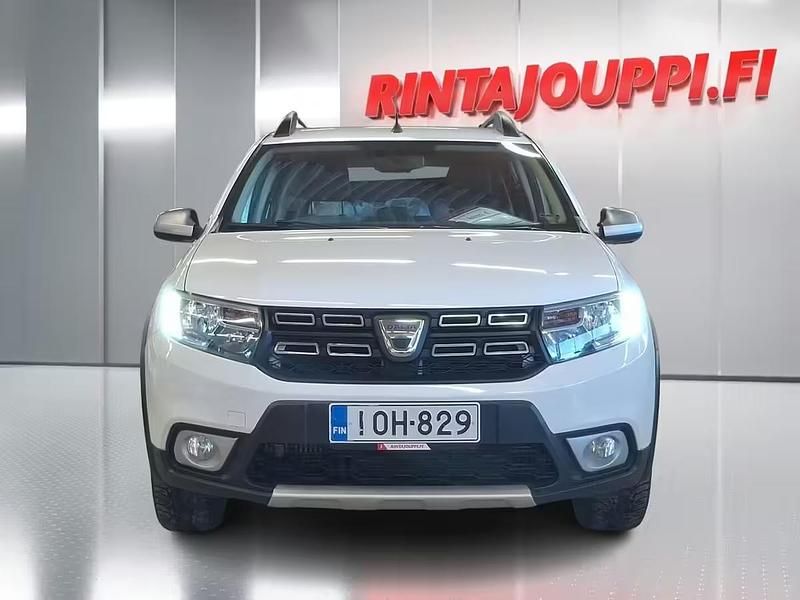 Käytetty Dacia Sandero Stepway 90 HP (66 kW) 2018 Valkoinen Viistoperä