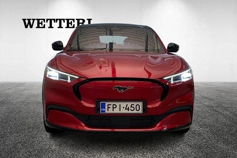 Käytetty Ford Mustang Mach-E 275 kW (375 HP) 2022 Punainen Katumaasturi