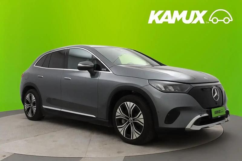 Hopea / harmaa Käytetty 2024 Mercedes EQE300 Katumaasturi | 56 600 € (Perustarjous) - Kuva 1/4