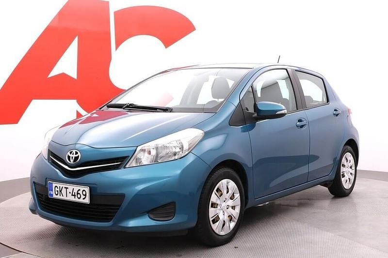 Turkoosi Käytetty 2013 Toyota Yaris Active Viistoperä | 9 990 € (Perustarjous) - Kuva 1/4