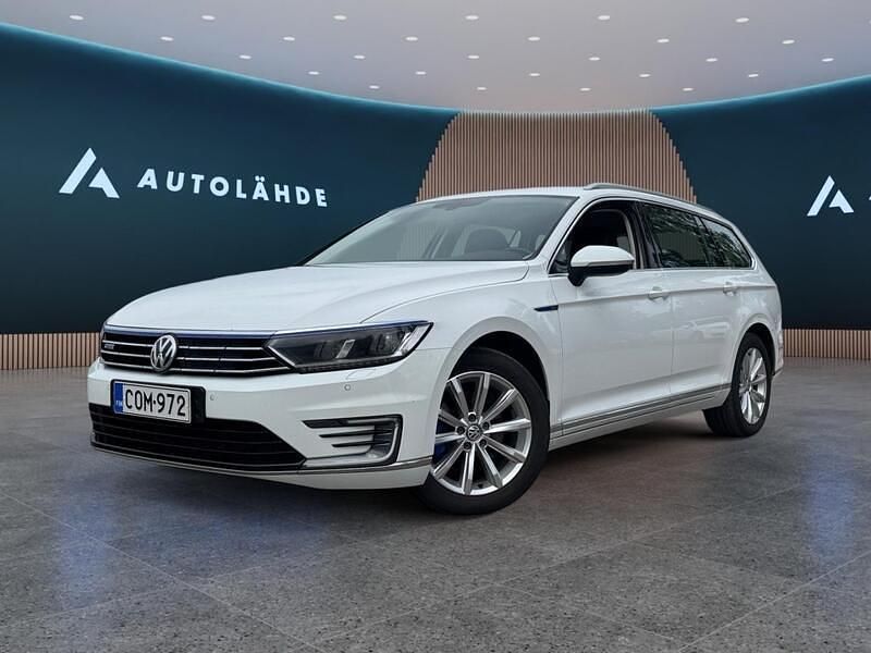 Käytetty 2016 VW Passat GTE Farmari | 9 870 € (Perustarjous) - Kuva 1/3