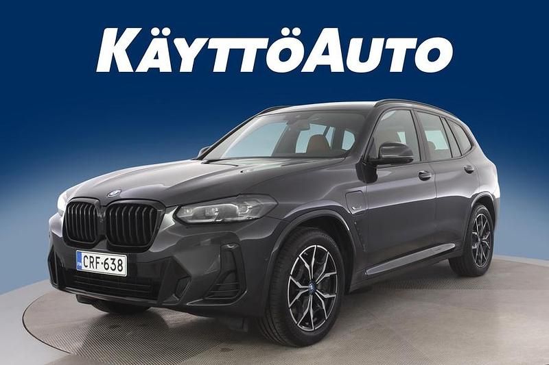 Harmaa Käytetty 2022 BMW X3 M Sport Katumaasturi | 37 900 € (Hieman kallis) - Kuva 1/4