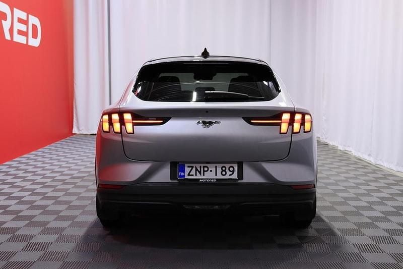 Käytetty Ford Mustang Mach-E 202 kW (276 HP) 2021 Katumaasturi
