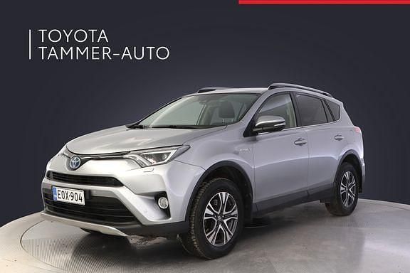 Hopea Käytetty 2017 Toyota RAV4 Business Edition Katumaasturi | 23 980 € (Supertarjous) - Kuva 1/4