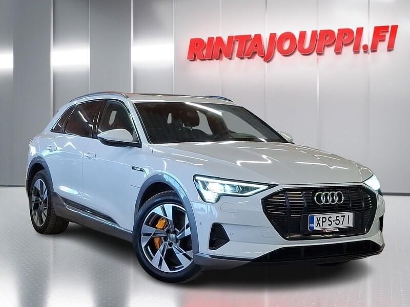 Valkoinen Käytetty 2020 Audi e-tron S-Line Katumaasturi | 23 880 € (Perustarjous) - Kuva 1/3