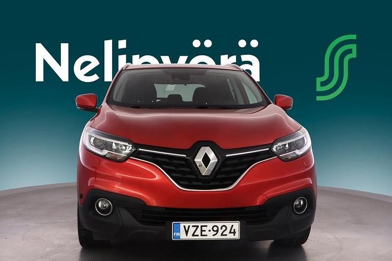 Käytetty Renault Kadjar LIMITED 131 HP (96 kW) 2017 Punainen Katumaasturi