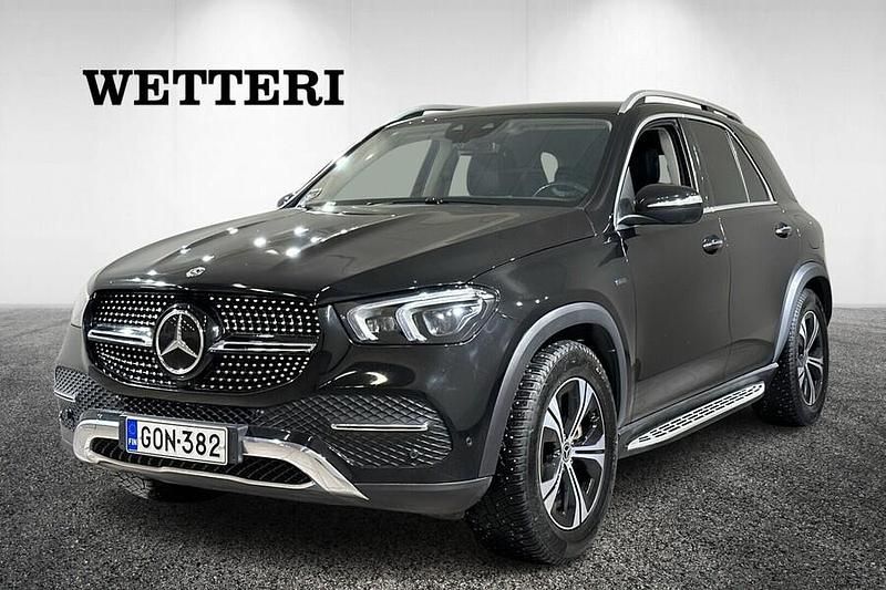 Musta Käytetty 2021 Mercedes GLE350 Katumaasturi | 49 900 € (Hieman kallis) - Kuva 1/3