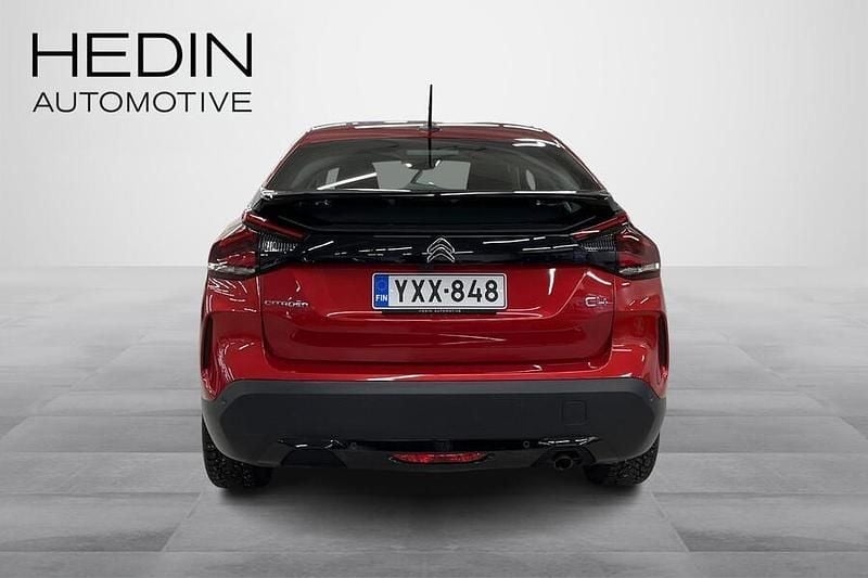 Käytetty Citroën C4 Feel 101 HP (74 kW) 2024 Punainen Viistoperä