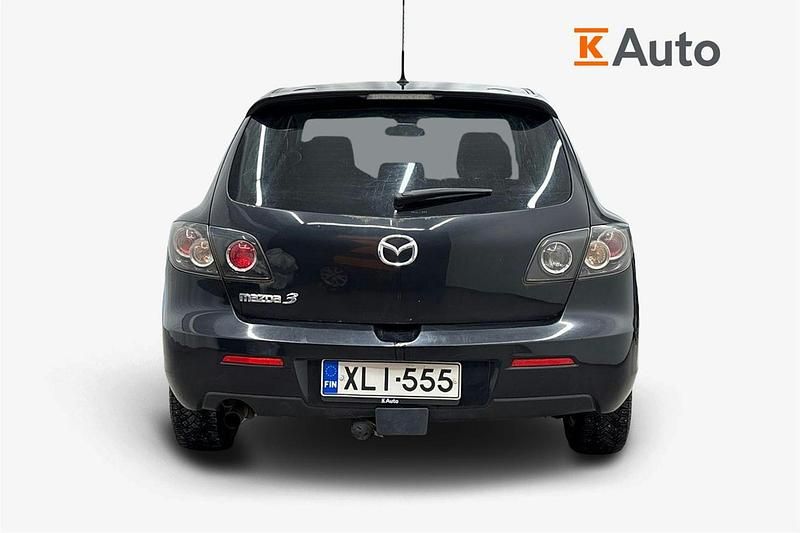 Käytetty Mazda 3 105 HP (77 kW) 2006 Musta Viistoperä