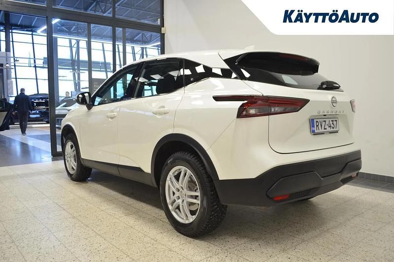 Käytetty Nissan Qashqai Acenta 158 HP (116 kW) 2024 Valkoinen Katumaasturi