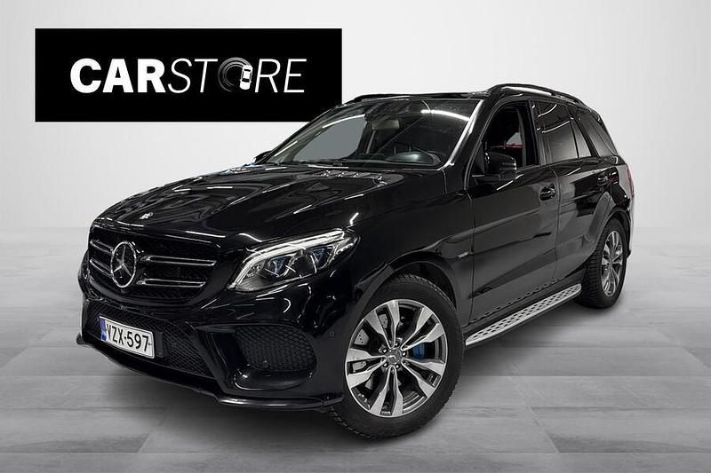 Käytetty Mercedes GLE500 AMG line 333 HP (244 kW) 2017 Katumaasturi
