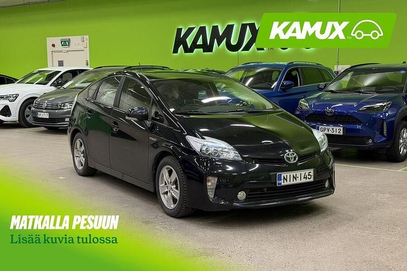 Musta Käytetty 2012 Toyota Prius Viistoperä | 9 490 € (Hyvä tarjous) - Kuva 1/3