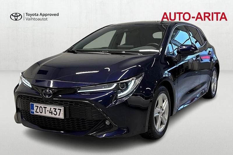 Käytetty Toyota Corolla Edition 122 HP (89 kW) 2023 Sininen Viistoperä