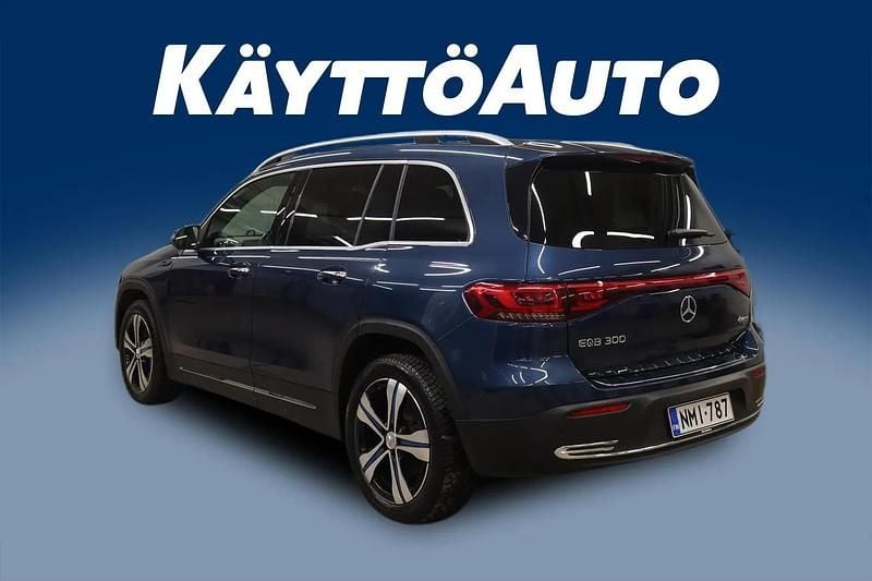 Käytetty Mercedes EQB300 Business 167 kW (228 HP) 2022 Sininen Katumaasturi