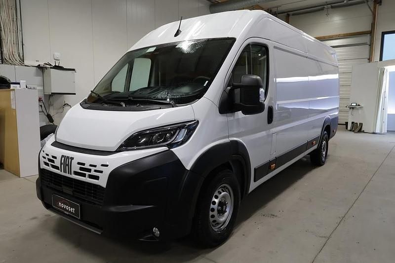 Käytetty Fiat Ducato 180 HP (132 kW) 2024 Van
