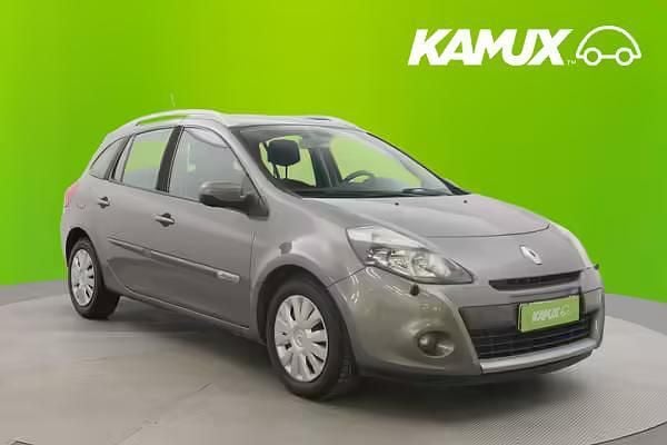 Valkoinen Käytetty 2014 Kia Rio LX Viistoperä | 3 490 € - Kuva 1/4