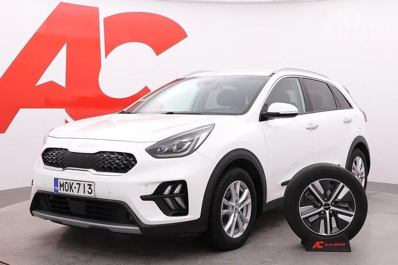 Käytetty 2022 Kia Niro Platinum Katumaasturi | 21 980 € (Perustarjous) - Kuva 1/4