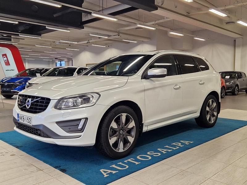 Valkoinen Käytetty 2016 Volvo XC60 Business Edition Katumaasturi | 26 900 € (Supertarjous) - Kuva 1/4