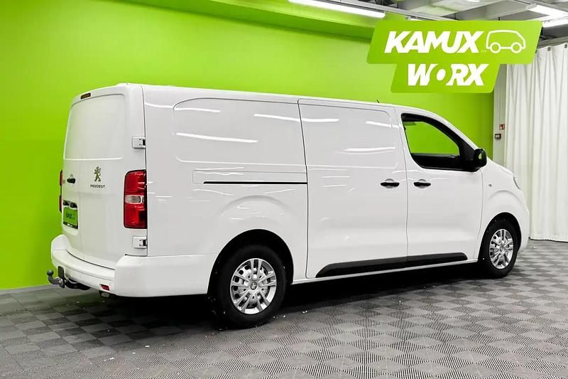 Käytetty Peugeot Expert Premium 122 HP (89 kW) 2021 Valkoinen Van