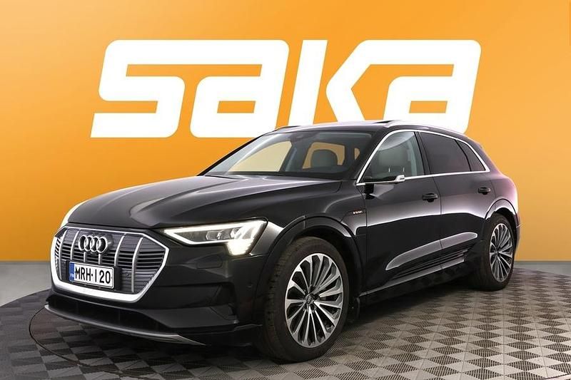 Käytetty Audi e-tron 300 kW (408 HP) 2019 Katumaasturi