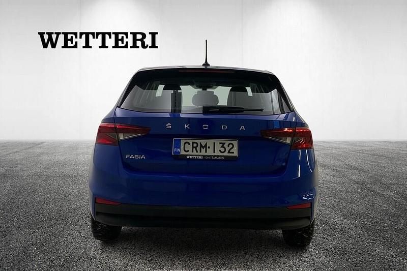 Käytetty Skoda Fabia Ambition 110 HP (80 kW) 2023 Sininen Viistoperä