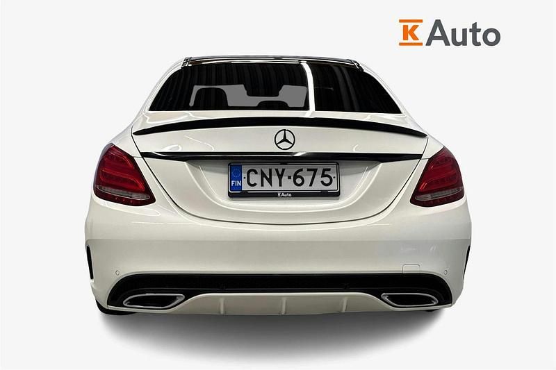 Käytetty Mercedes C220 Premium 170 HP (125 kW) 2014 Valkoinen Sedan