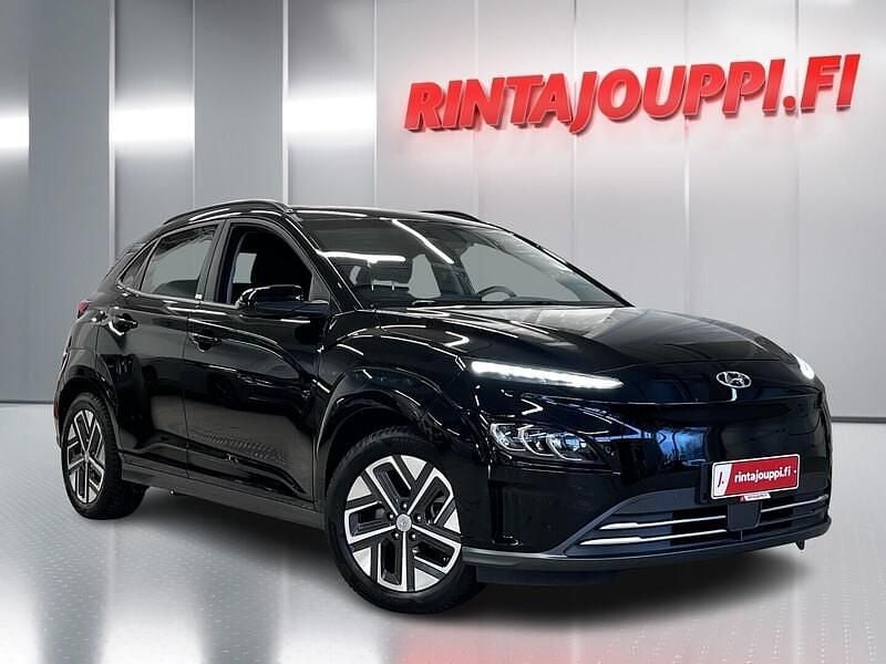 Käytetty Hyundai Kona Comfort 100 kW (136 HP) 2021 Katumaasturi