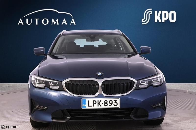 Käytetty BMW 330e Sport Line 292 HP (214 kW) 2021 Sininen Farmari